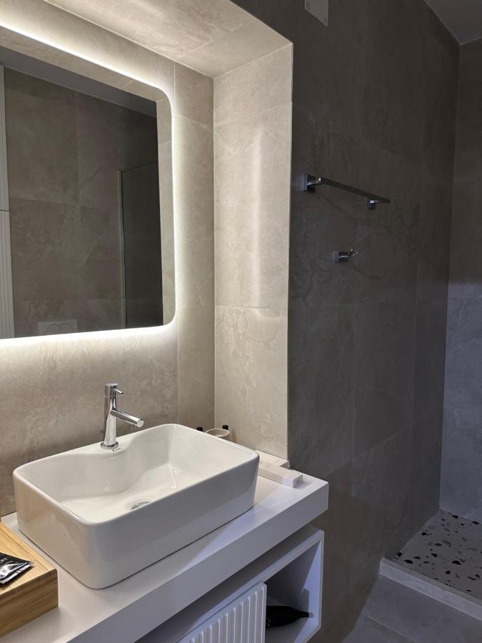 4Seasonsgea , New Modern Apartment In Tirana Exterior photo